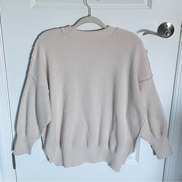 Abercrombie & Fitch Cream Oversized Crewneck Sweater  - 35618 - Picture 10 of 15